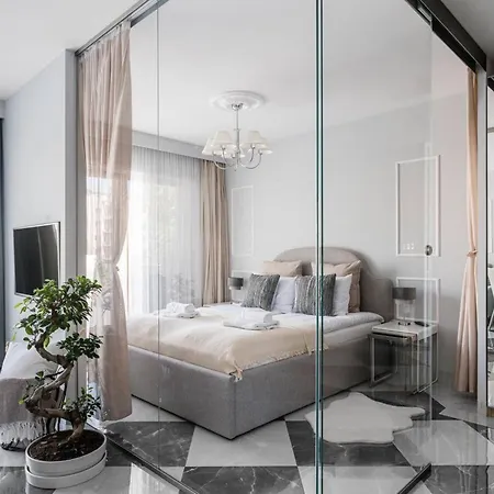 Nap Batorego Urban Luxe